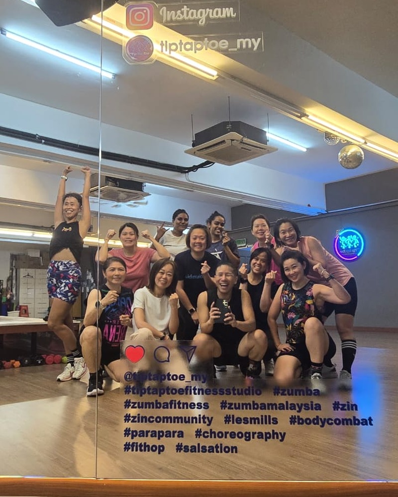 Tip Tap Toe Body Combat group with Dr. Steven Goh